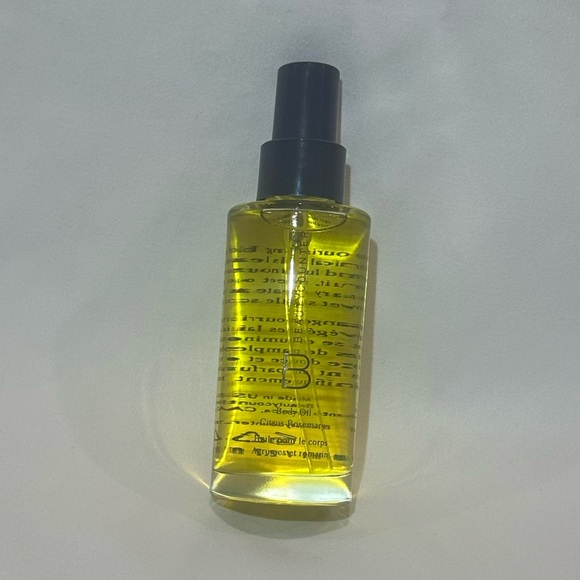 NIB Beautycounter Luminous Hydration Body Oil in Citrus Rosemary 2.7 oz - Picture 4 of 5